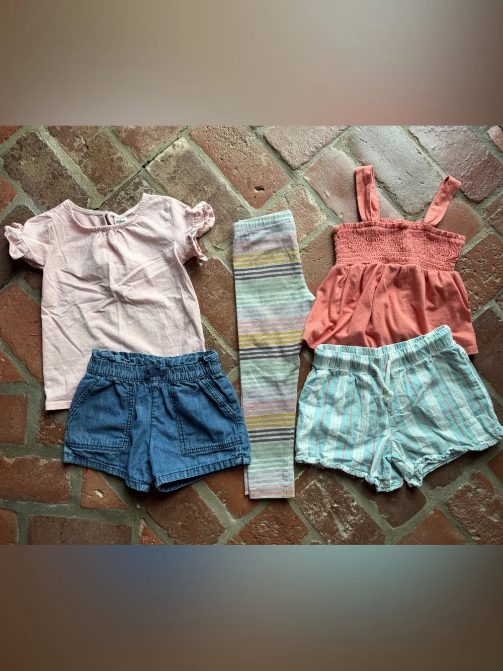 Oshkosh *Bundle* : 4T